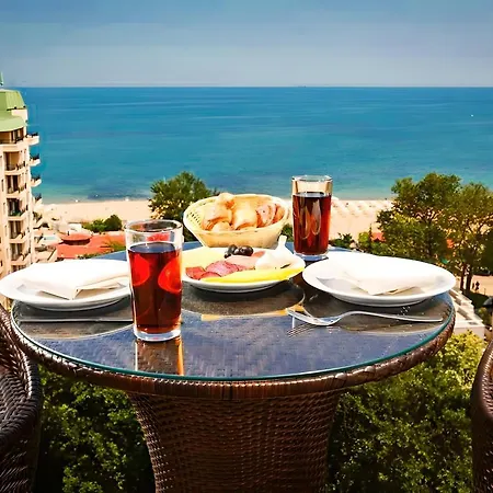 Europroperties Golden Line Apartament *