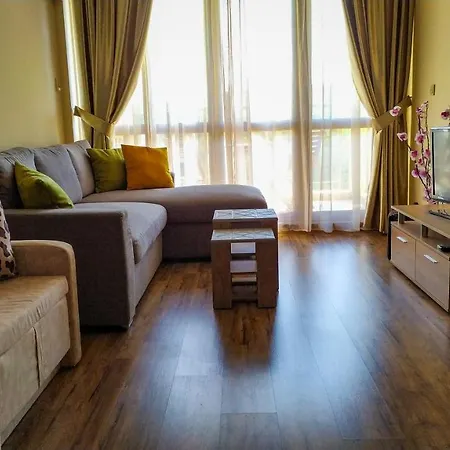 شقة Europroperties Golden Line *
