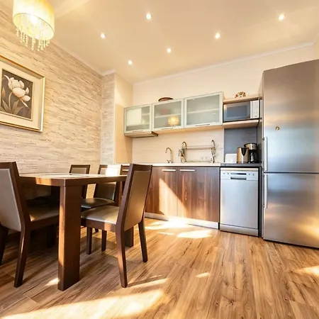 Europroperties Golden Line غولدن ساندز