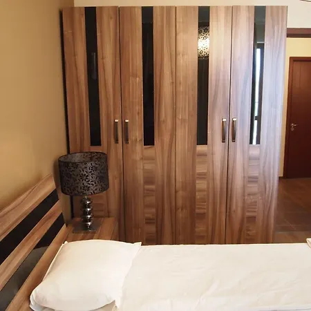Europroperties Golden Line Apartament *