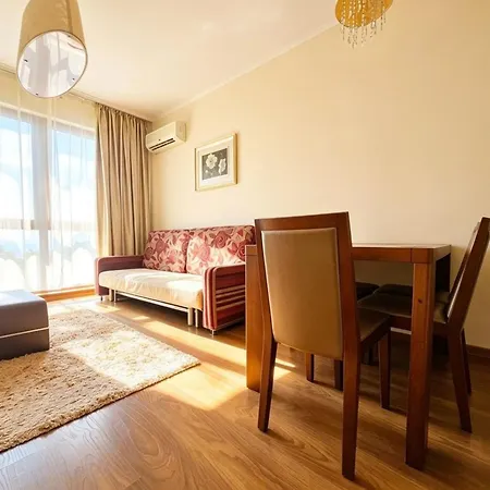 아파트 Europroperties Golden Line