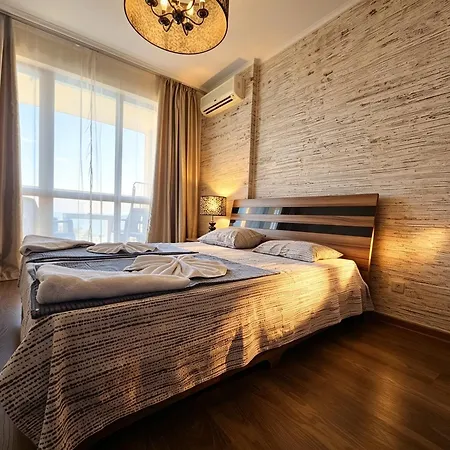 아파트 Europroperties Golden Line 골든샌드
