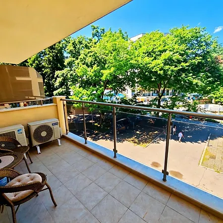 Europroperties Golden Line Apartamento *