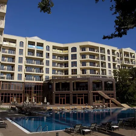 Апартамент Europroperties Golden Line Златни пясъци